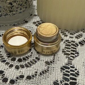 La Prairie Pure Gold Radiance Eye Cream (Not full size)